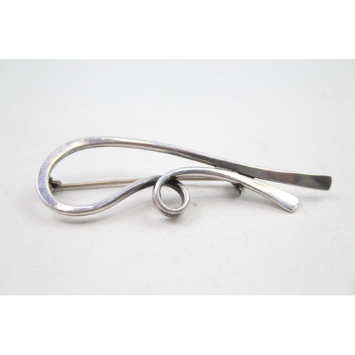 194 - Silver modernist brooch by Mule Thers (8g)