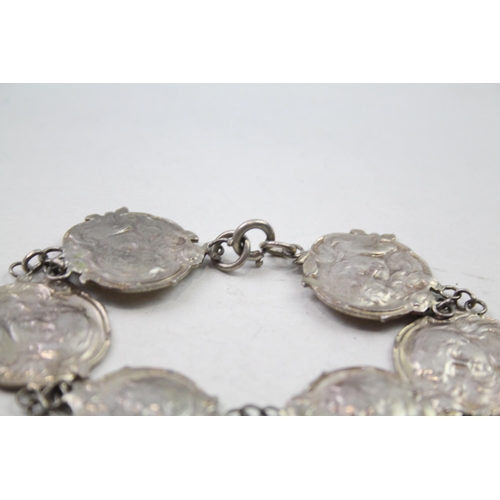 200 - Silver Art Nouveau button conversion bracelet (35g)