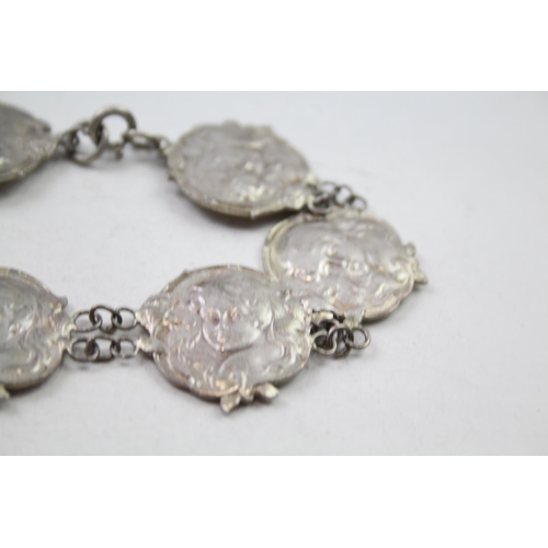 200 - Silver Art Nouveau button conversion bracelet (35g)