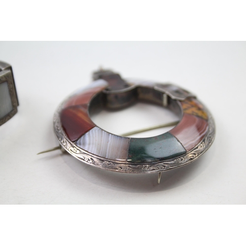 202 - Silver Antique Scottish Agate brooch and bracelet (56g)