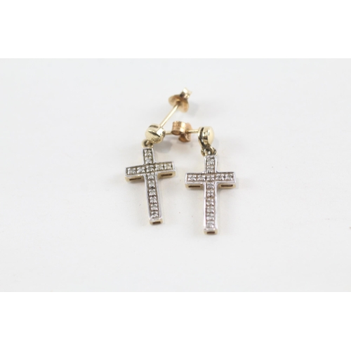 71 - 2x 9ct gold diamond cross pendant & earring set (4.4g)