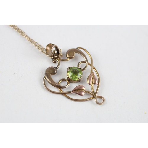 78 - 9ct gold peridot pendant & chain (2.6g)