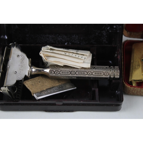 343 - 1950s Vintage Men's Cased Razors Inc Schick Injector, Wardonia Devon, Bakelite