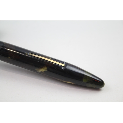 439 - Vintage SHEAFFER Balance Green Fountain Pen w/ 14ct Gold Nib WRITING