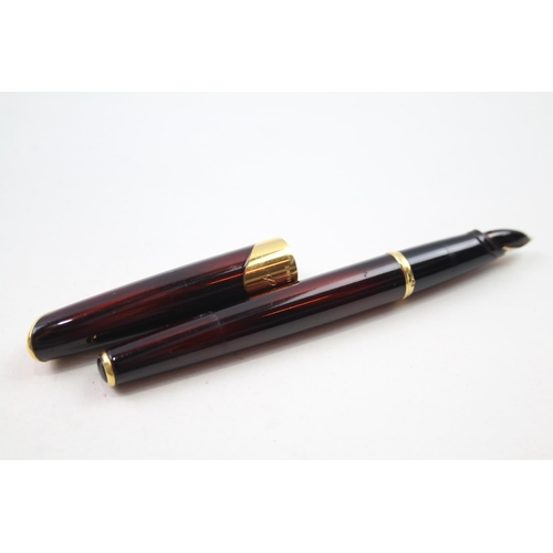 441 - PARKER Ellipse Burgundy Lacquer Fountain Pen w/ 18ct Gold Nib WRITING