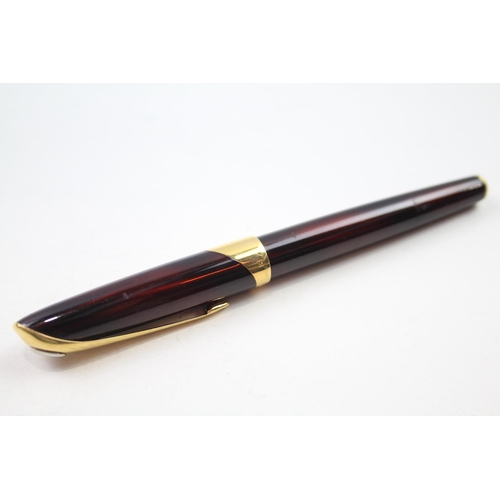 441 - PARKER Ellipse Burgundy Lacquer Fountain Pen w/ 18ct Gold Nib WRITING