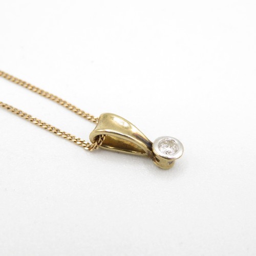 117 - 9ct Gold Single Diamond Pendant (1.5g) 46mm Length