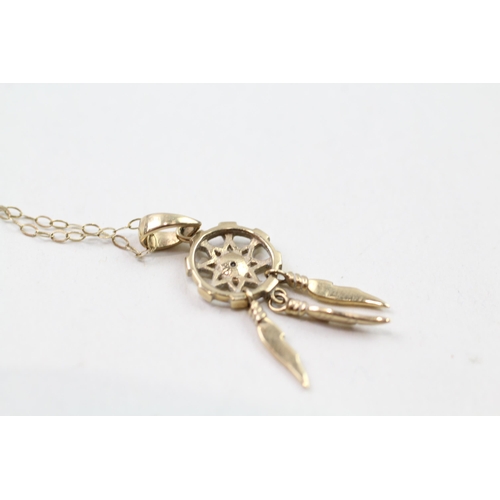 30 - 9ct gold diamond dreamcatcher necklace (1.8g)