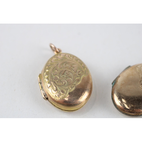 100 - 2x 9ct gold back & front patterned lockets (7.5g)