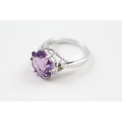 128 - 9ct gold amethyst & diamond dress ring (4.3g) Size  N