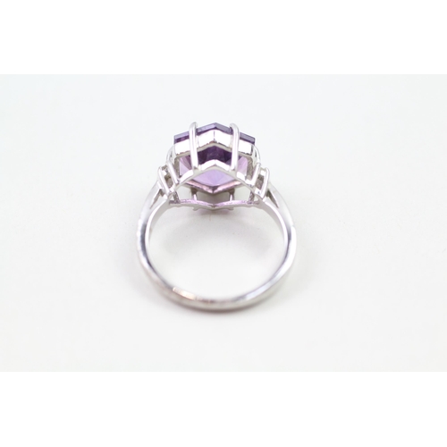 128 - 9ct gold amethyst & diamond dress ring (4.3g) Size  N