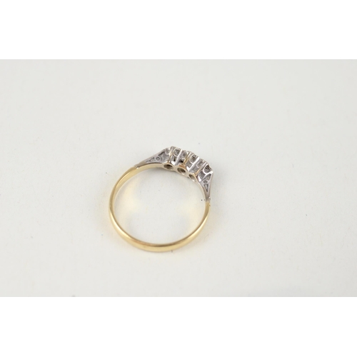 133 - 18ct gold diamond vintage three stone ring (2.5g) Size  O