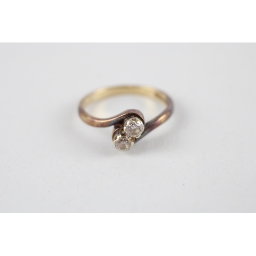 53 - 9ct gold diamond toi et moi ring (2.5g) Size  N