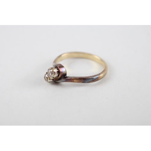 53 - 9ct gold diamond toi et moi ring (2.5g) Size  N