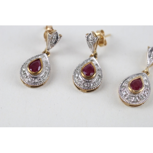 54 - 2x 9ct gold red gemstone & diamond necklace & earrings (4.7g)