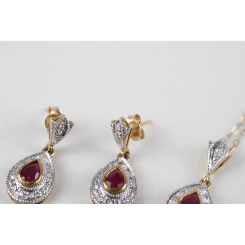 54 - 2x 9ct gold red gemstone & diamond necklace & earrings (4.7g)