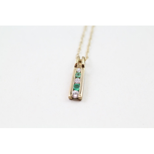 6 - 9ct gold emerald & cubic zirconia pendant & chain (1.5g)