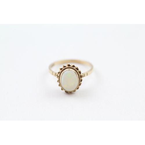 97 - 9ct gold vintage opal dress ring (1.8g) Size  M 1/2