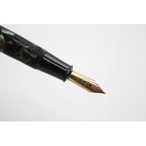 356 - Vintage CONWAY STEWART No.28 Green Fountain Pen w/ 14ct Gold Nib WRITING