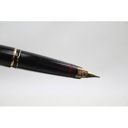 366 - Vintage MONTBLANC Classic Black Fountain Pen w/ 14ct Gold Nib WRITING Boxed