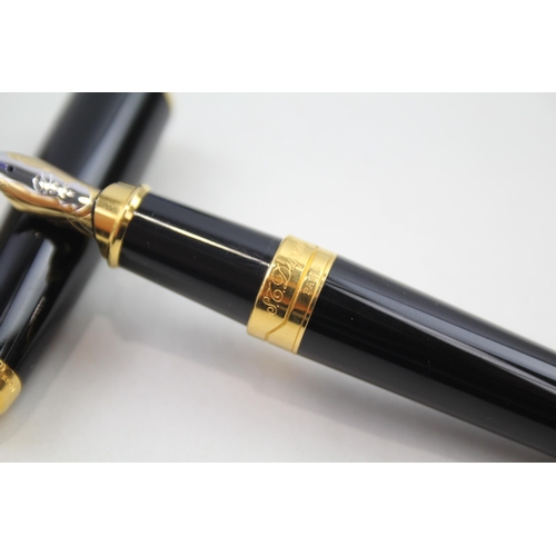 367 - S.T DUPONT Olympio Black Lacquer Fountain Pen w/ 18ct White Gold Nib Writing Box