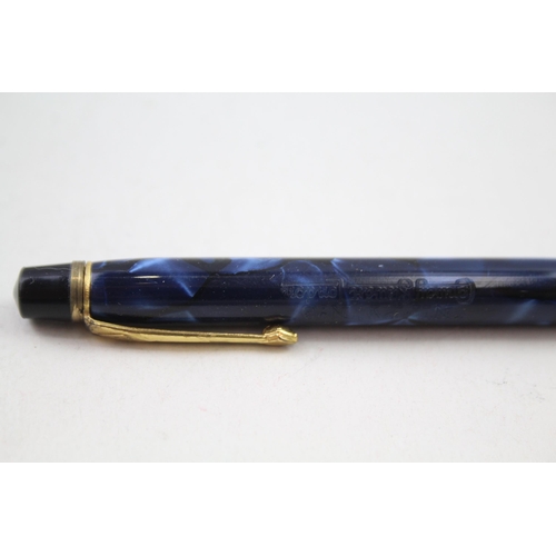 368 - Vintage CONWAY STEWART 14 Navy FOUNTAIN PEN w/ 14ct Gold Nib WRITING