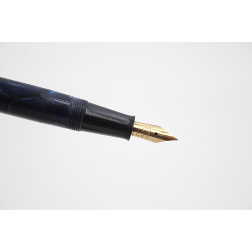 368 - Vintage CONWAY STEWART 14 Navy FOUNTAIN PEN w/ 14ct Gold Nib WRITING