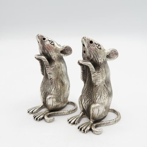 135 - HM Sterling Silver 925 Rat condiment set finely detailed design (82.4g total weight) 55mm high. In e... 