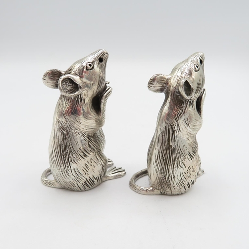 135 - HM Sterling Silver 925 Rat condiment set finely detailed design (82.4g total weight) 55mm high. In e... 