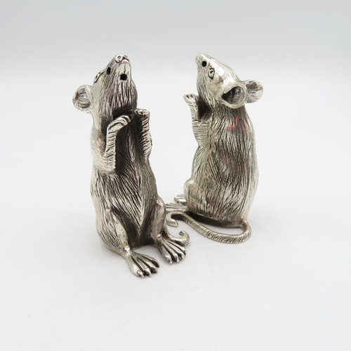 135 - HM Sterling Silver 925 Rat condiment set finely detailed design (82.4g total weight) 55mm high. In e... 