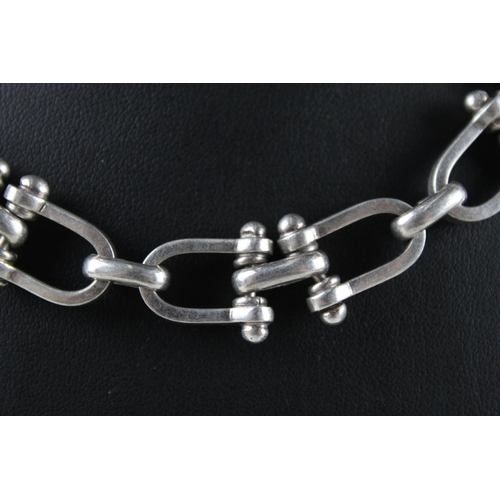 154 - Silver snaffle link necklace (102g)  46cm total length.