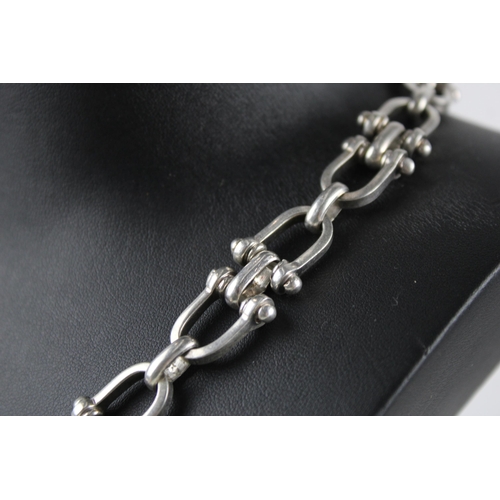 154 - Silver snaffle link necklace (102g)  46cm total length.