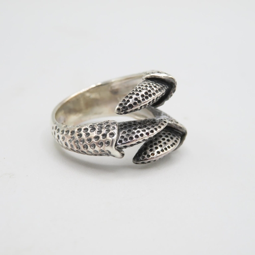 197 - HM Sterling Silver 925 triple claw ring (10.3g) In excellent condition