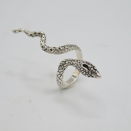 199 - HM Sterling Silver 925 snake ring (7.6g) In excellent condition