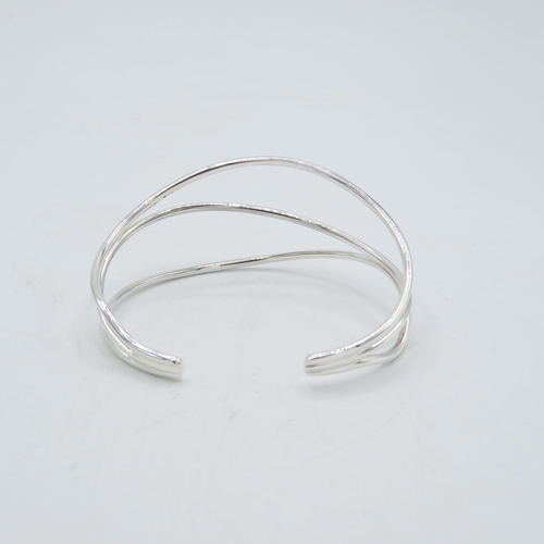 206 - HM 925 Sterling Silver triple band bangle - adjustable - (17.6g) In excellent condition