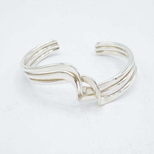 207 - HM 925 Sterling Silver triple wave design bangle - adjustable - (36.6g) In excellent condition