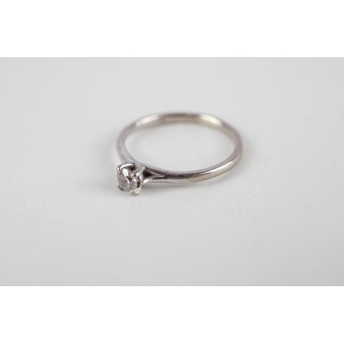 20 - 18ct white gold diamond solitaire ring (1.7g) Size  J