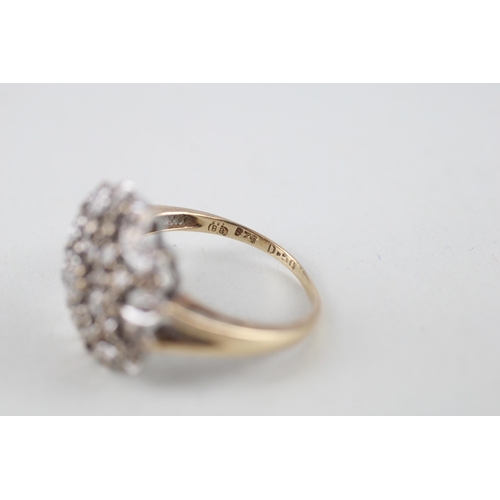 29 - 9ct gold diamond dress ring (2.9g) Size  O