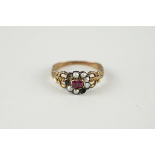 62 - 12ct gold antique pink gemstone & seed pearl ring (2g) Size  N