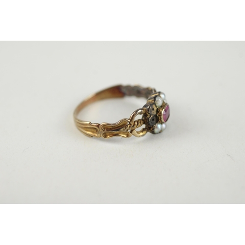 62 - 12ct gold antique pink gemstone & seed pearl ring (2g) Size  N