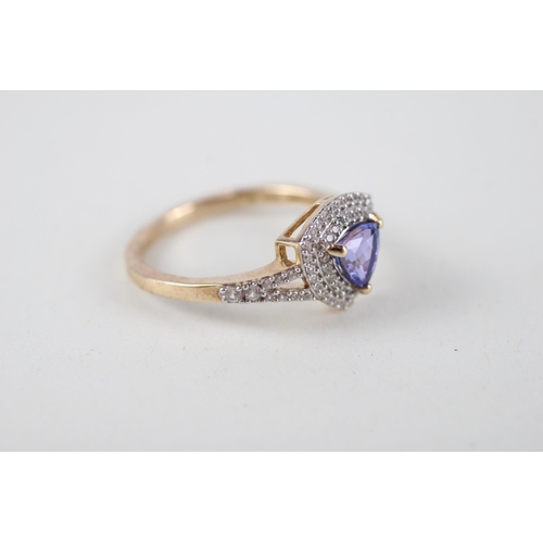 74 - 9ct gold tanzanite & diamond dress ring (3.1g) Size  S