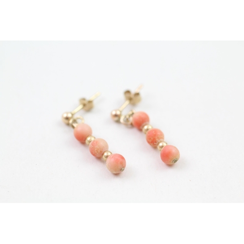 86 - 9ct gold coral drop earrings (1.2g)