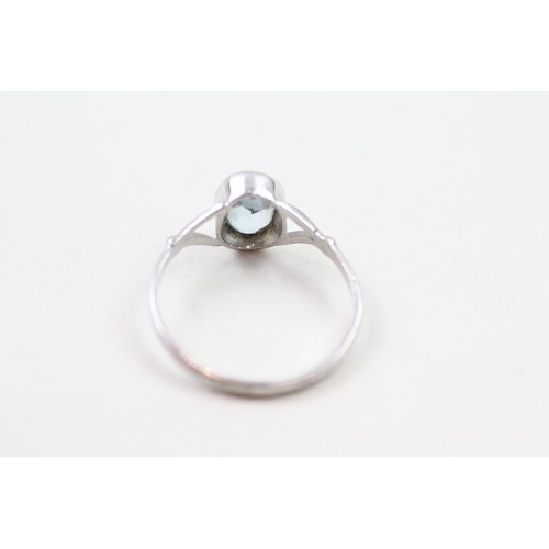 89 - 9ct white gold aquamarine dress ring (1.7g) Size  P