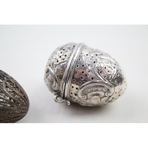 244 - 2 x Antique / Vintage .950 Silver Egg Shaped Tea Infuser Inc Filigree (51g)