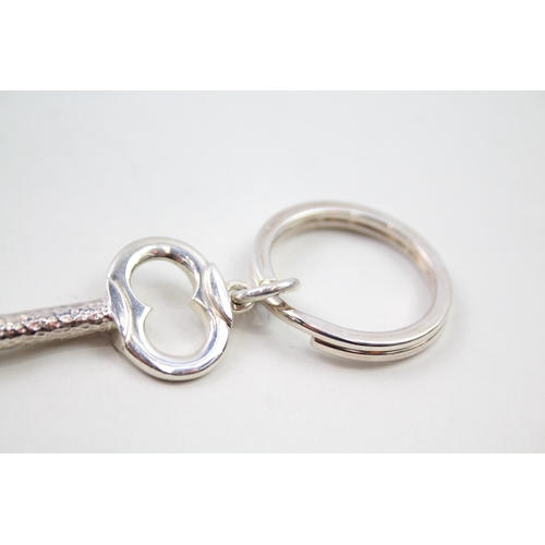 282 - HAMILTON & INCHES .925 Scottish Sterling Silver Novelty Key Form Keyring (28g)