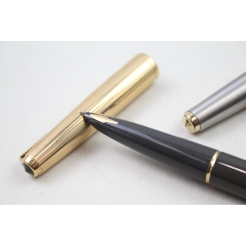 312 - 2 x Vintage PARKER 61 Fountain Pens w/ 14ct Gold Nibs WRITING Inc Gold Plate Cap