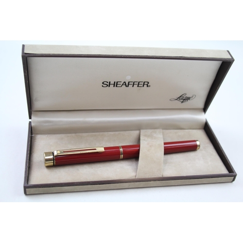 320 - Vintage SHEAFFER Targa Red Lacquer Fountain Pen w/ 14ct Gold Nib WRITING Boxed