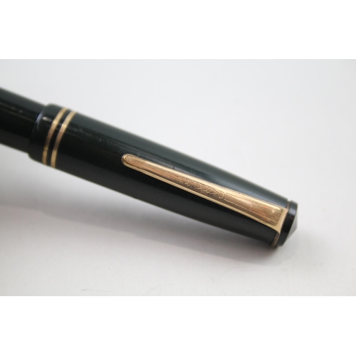 332 - Vintage PARKER Victory Green Cased Fountain Pen w/ 14ct Gold Nib WRITING