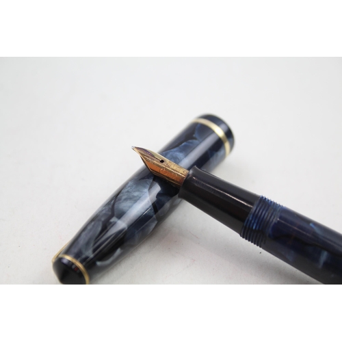 335 - Vintage CONWAY STEWART 15 Navy FOUNTAIN PEN w/ 14ct Gold Nib WRITING