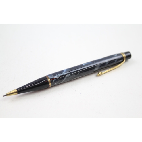 335 - Vintage CONWAY STEWART 15 Navy FOUNTAIN PEN w/ 14ct Gold Nib WRITING